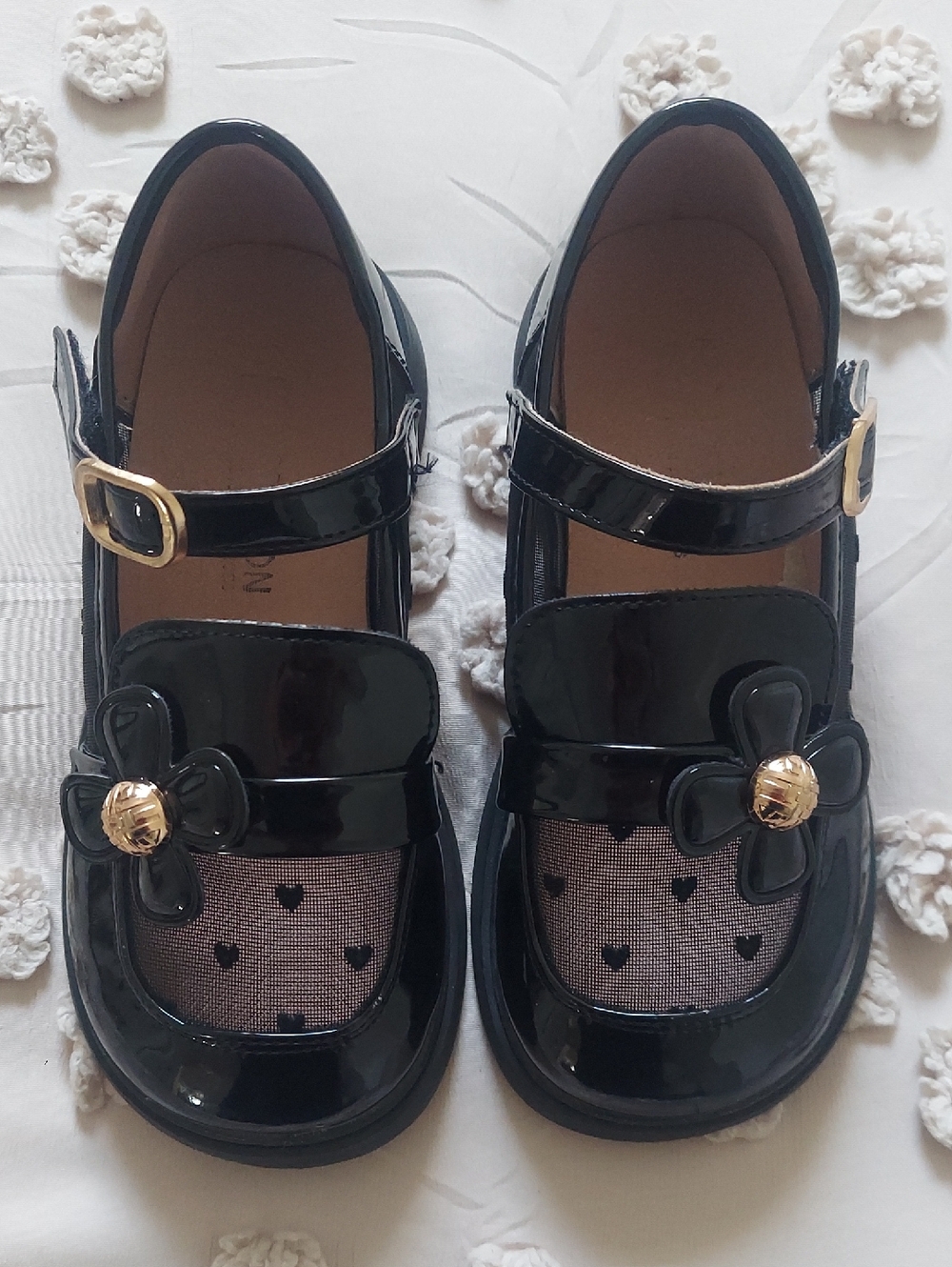 Classic Kids Mary Jane Patent Shoes in Black